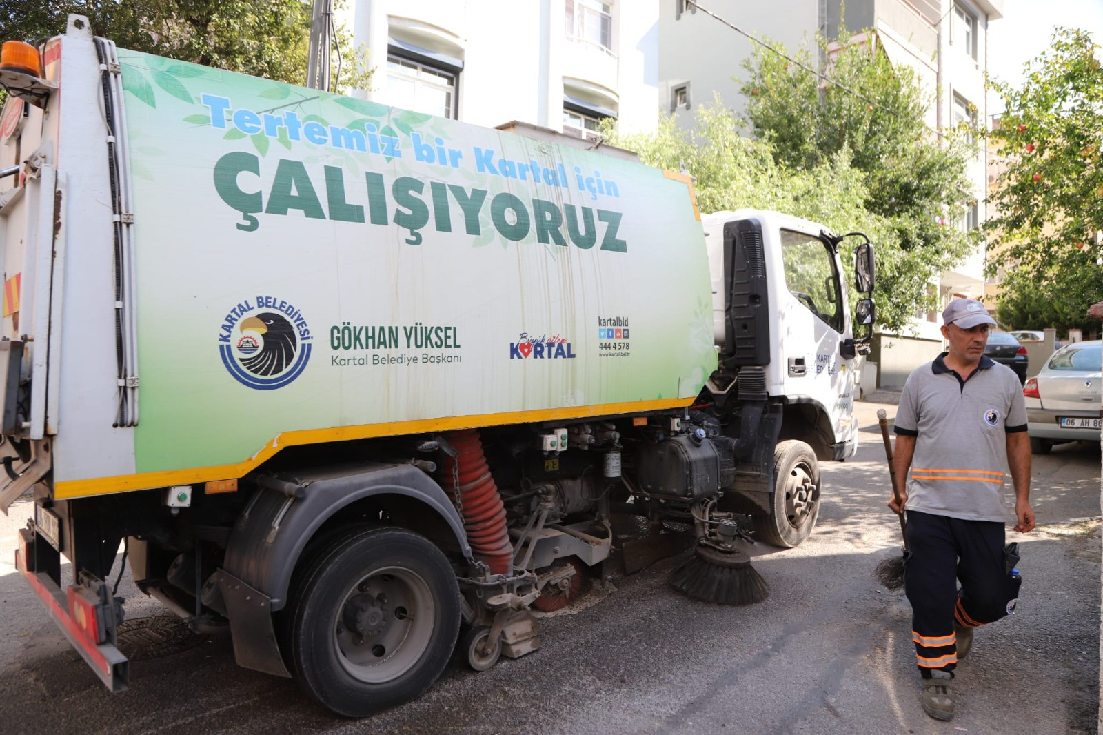 Kartal Belediyesi'nin yoğun temizlik mesaisi devam ediyor - Resim : 1