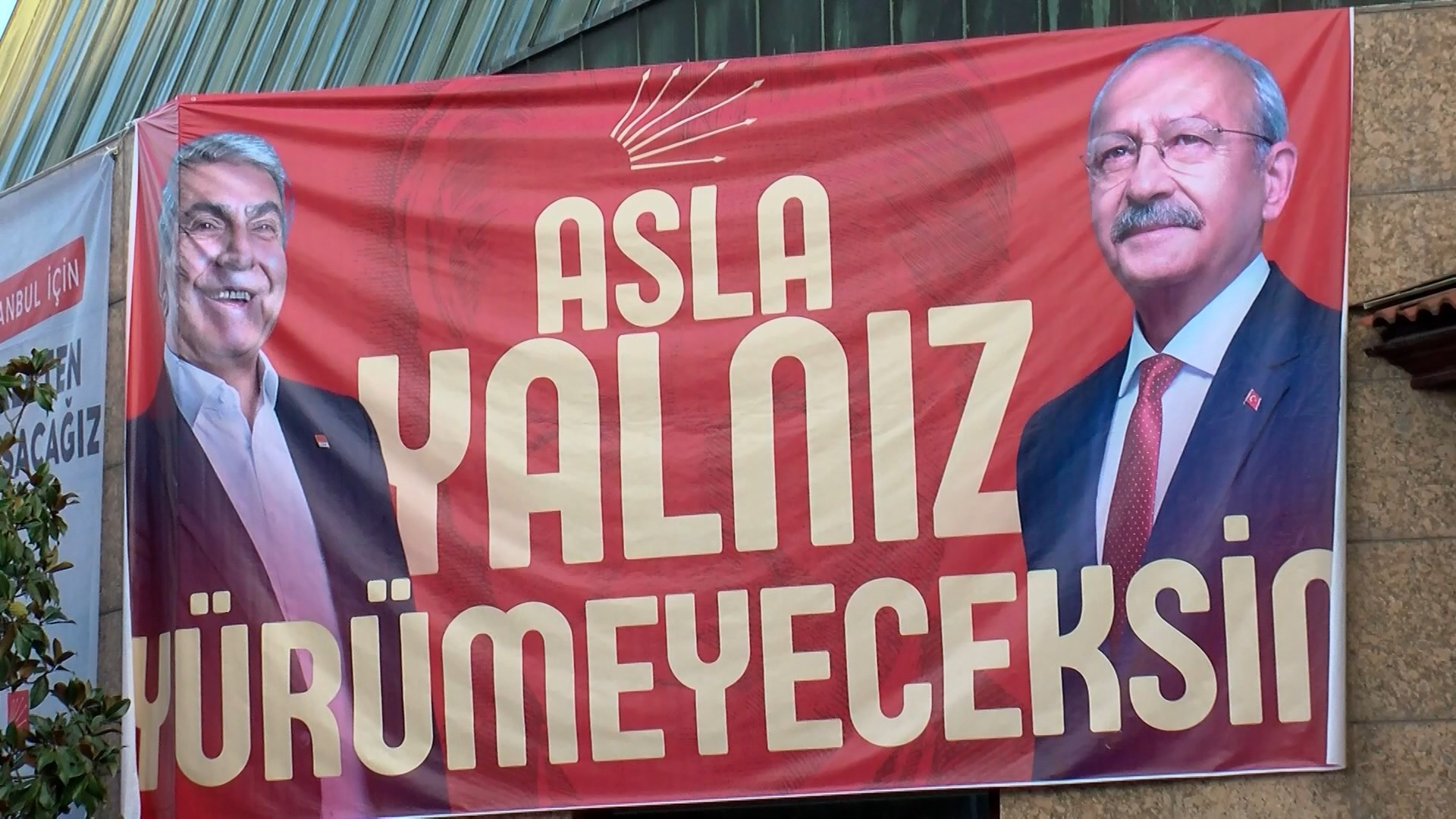 CHP İstanbul İl Başkanı Özgür Çelik oldu - Resim : 3