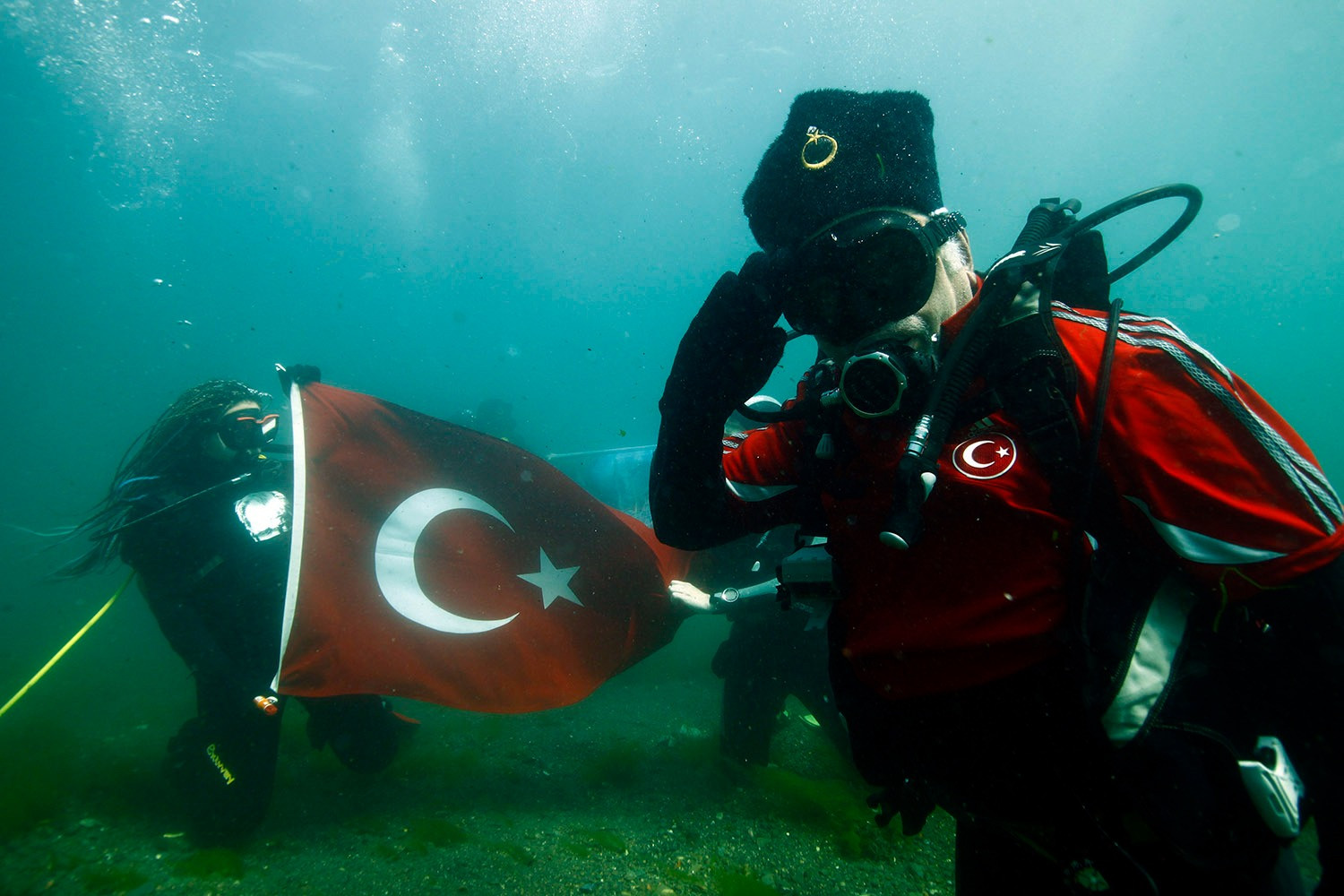 Bitlis’ten Kaş’a Cumhuriyet coşkusu.. Türkiye'nin en büyük dalışı gerçekleşecek - Resim : 1