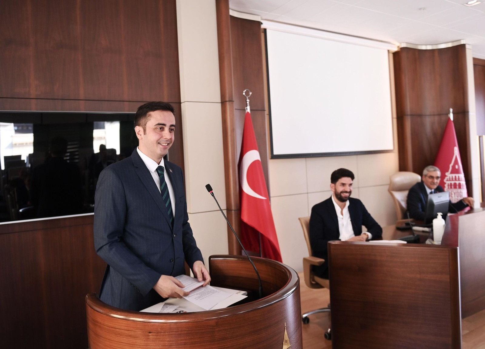 AKP’li belediye, israfı önleme organizasyonuna 874 bin lira harcadı, ihaleyi yandaş şirkete verdi - Resim : 1