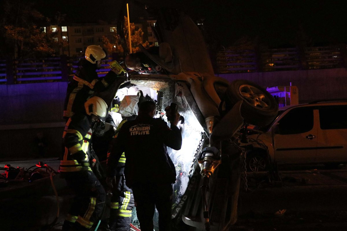 Kayseri'de trafik kazası: 6'sı ağır 9 yaralı - Resim : 3