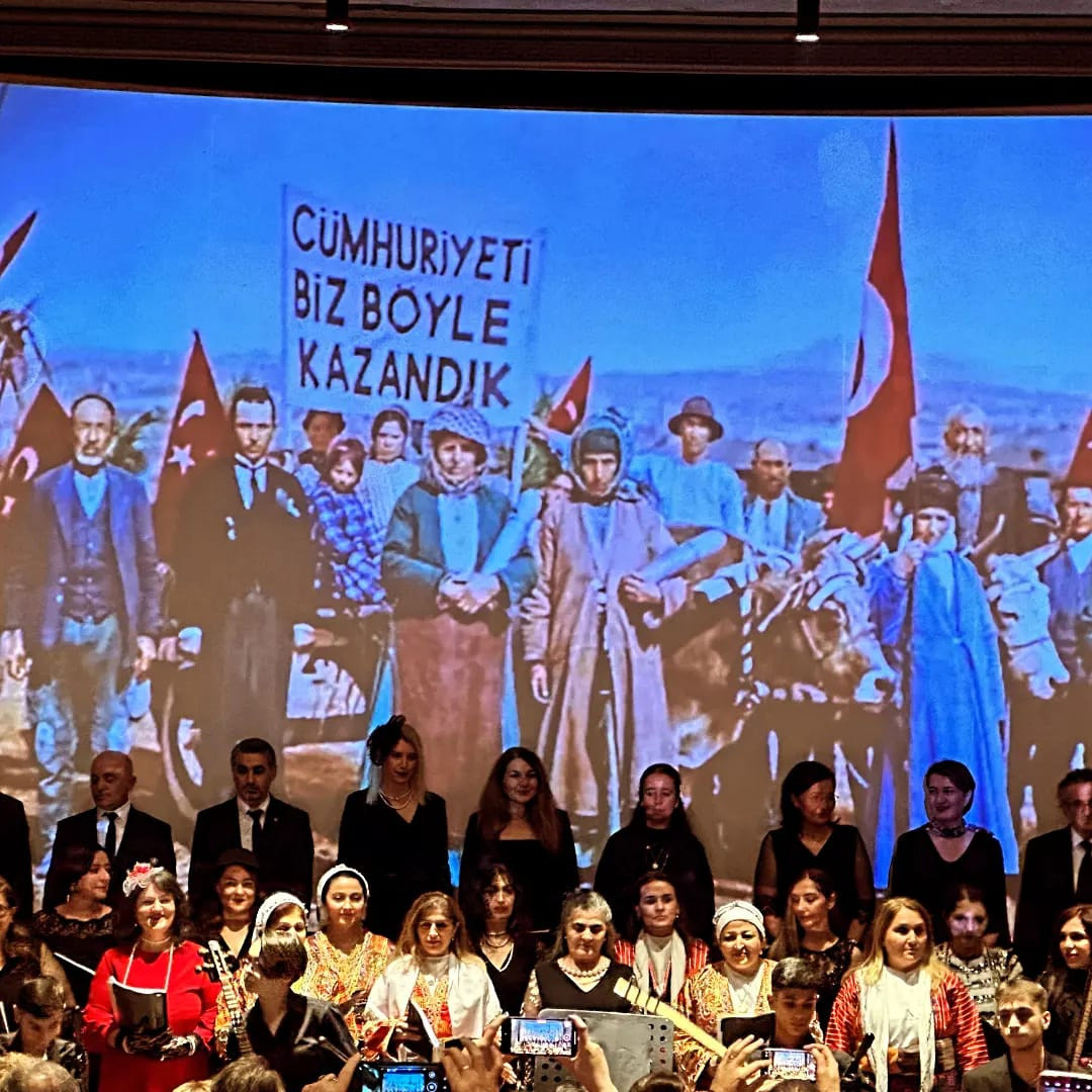 CHP Beyoğlu’nda “Cumhuriyet ve Kadın” paneli - Resim : 3