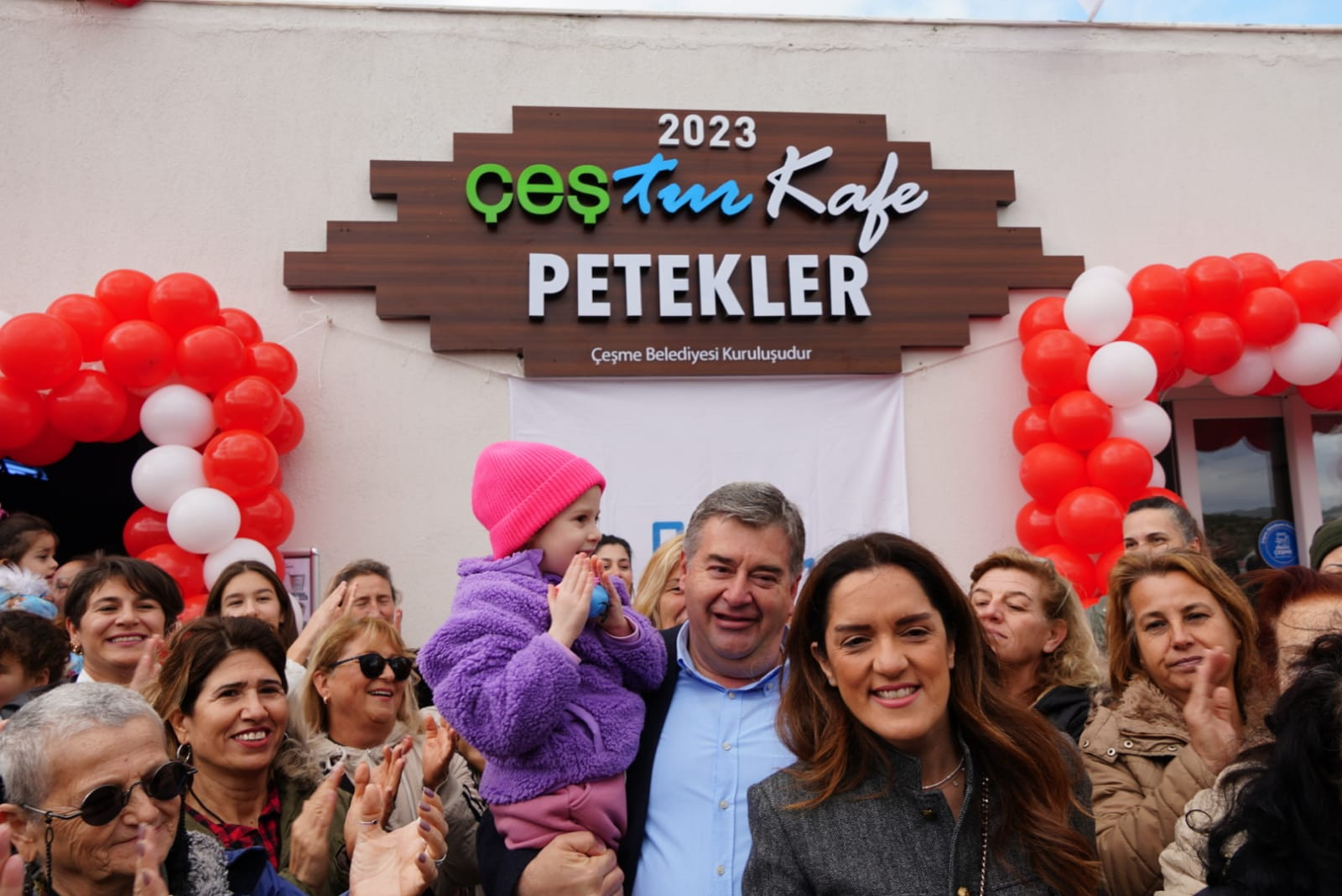 Eski su deposu kafeterya oldu: Petekler Spor Park görkemli bir törenle açıldı - Resim : 1