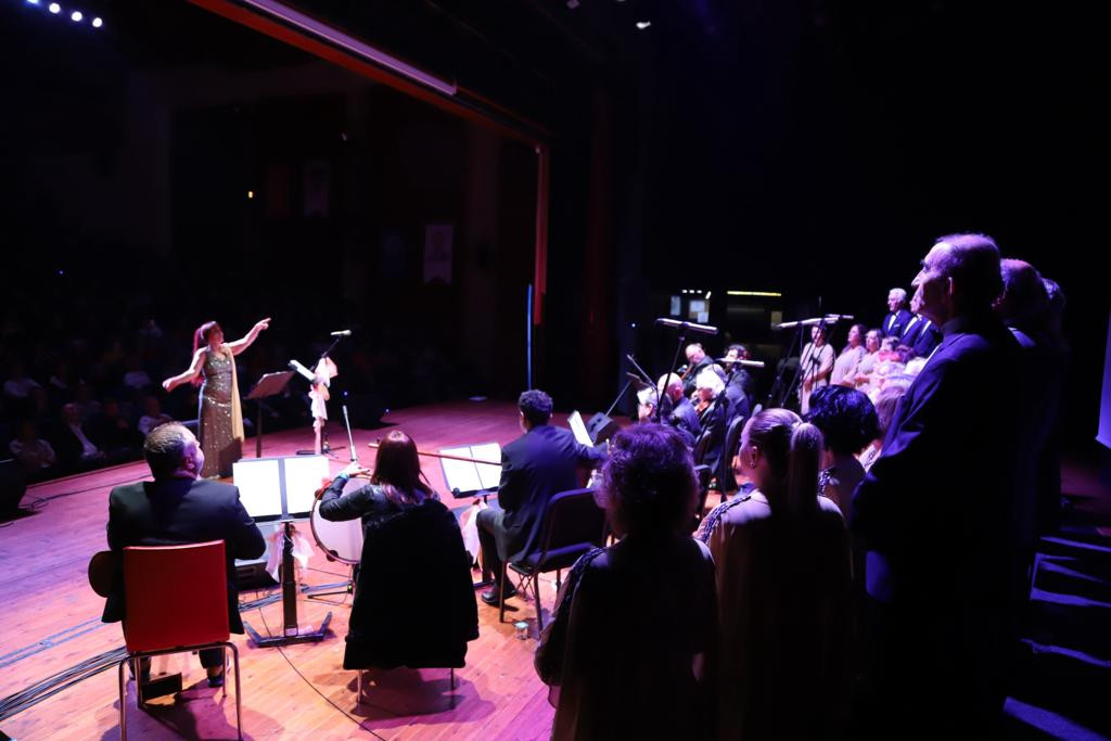 Kartal Belediyesi Türk Sanat Müziği Korosu'ndan büyüleyen konser - Resim : 1