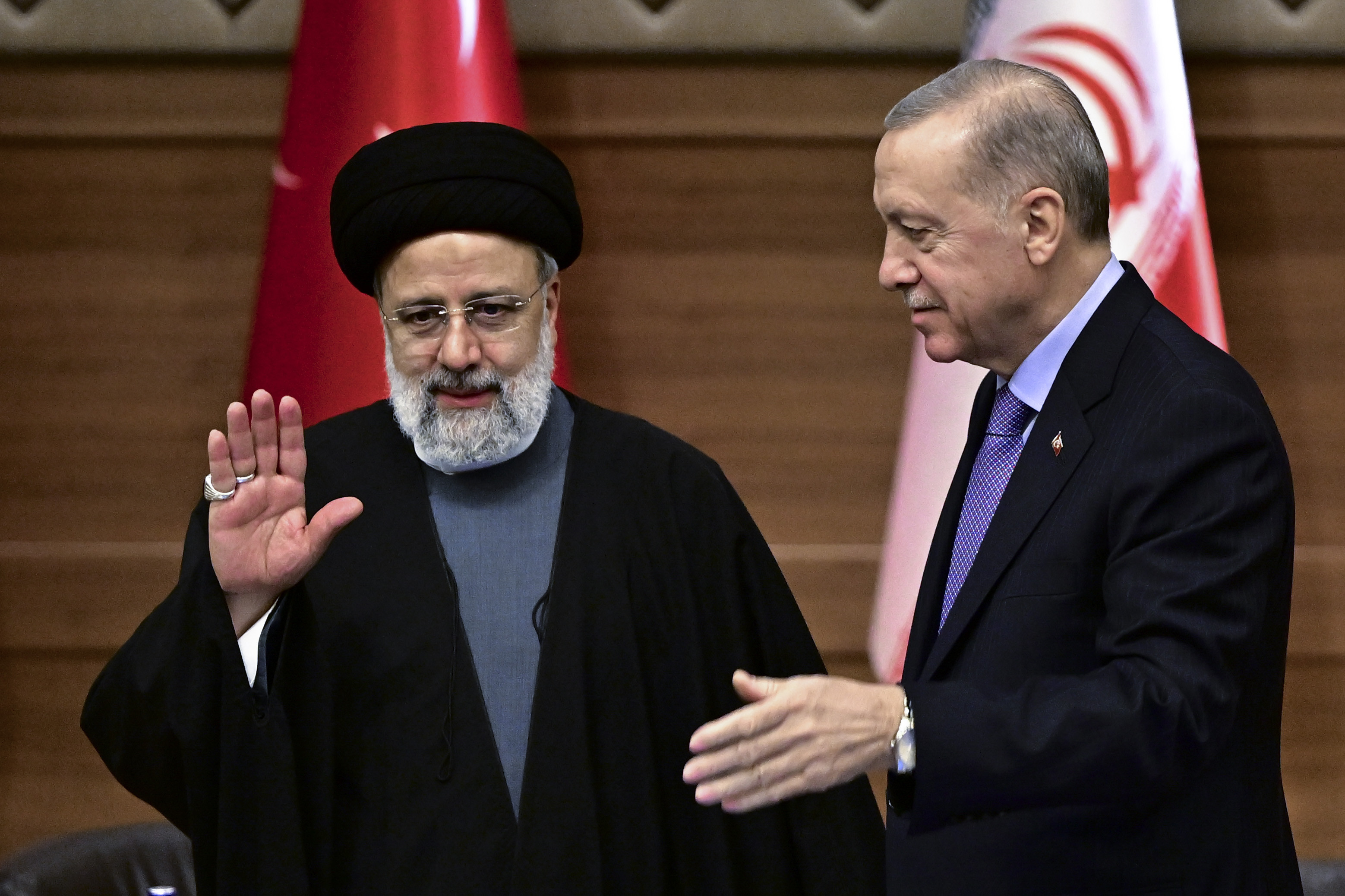 Erdoğan, Reisi ile görüştü: Türkiye ve İran arasında 10 yeni anlaşma - Resim : 1
