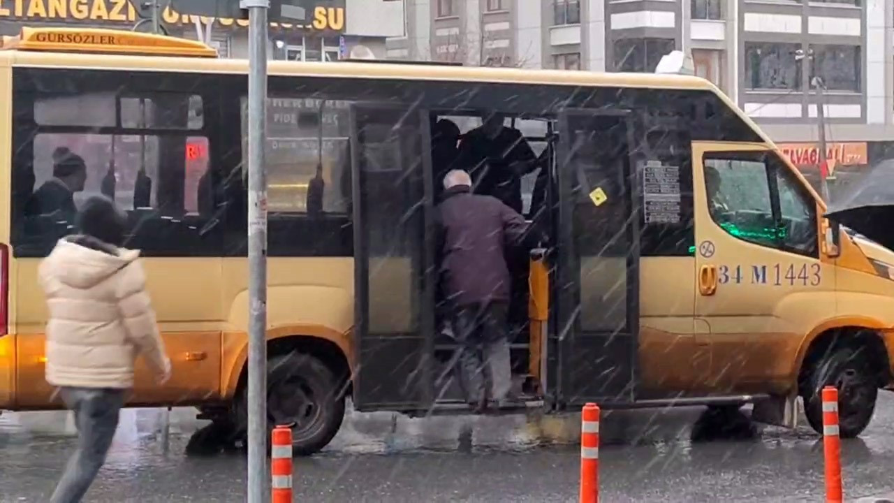 İstanbul'da kar yağışı - Resim : 1